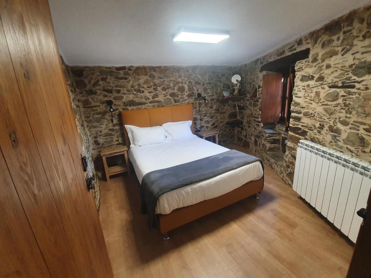 Casa Do Talasnal Montanhas De Holiday home *